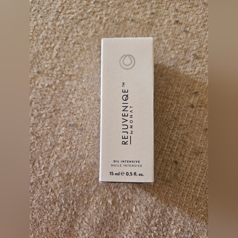 🆕️Monat - Rejuvenique hair OIL- .5 fl oz
